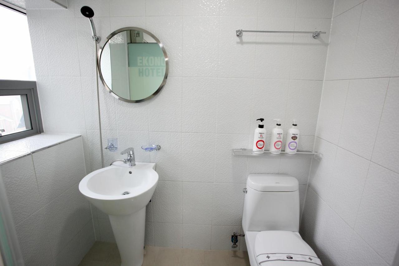 Ekonomy Hotel Myeongdong Central Seul Zewnętrze zdjęcie